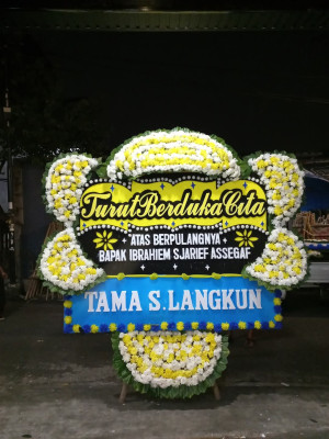 Papan Bunga Duka di Plembutan